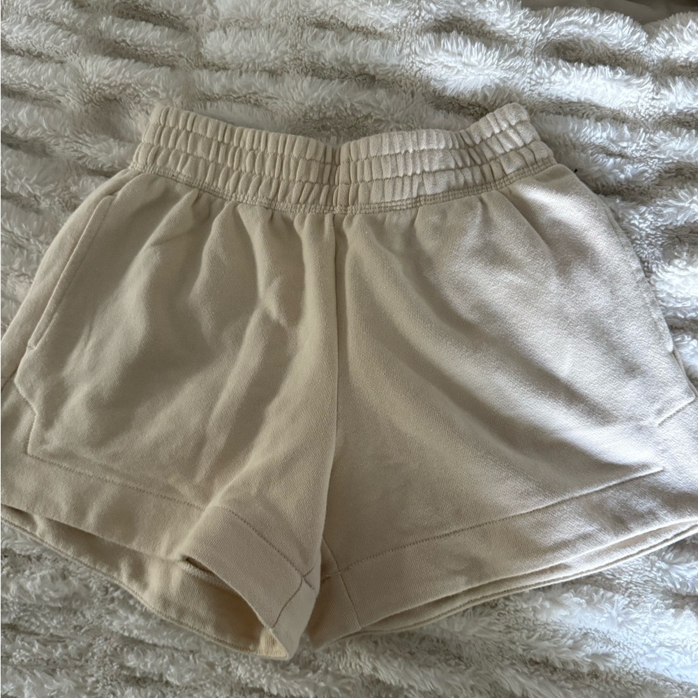 Women's Cream Shorts